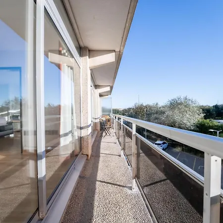 Astrid 202 With Parking By Interhome